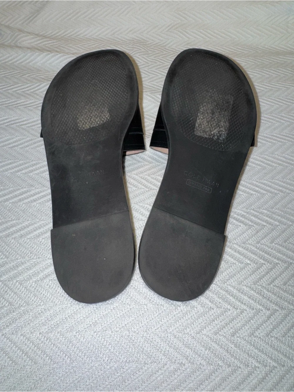 Cole Haan womans slip